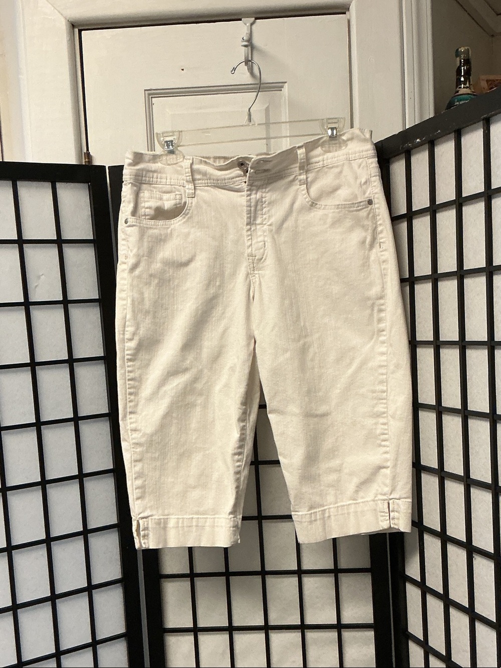 Nine West Cream Knee-Length Bermuda Shorts